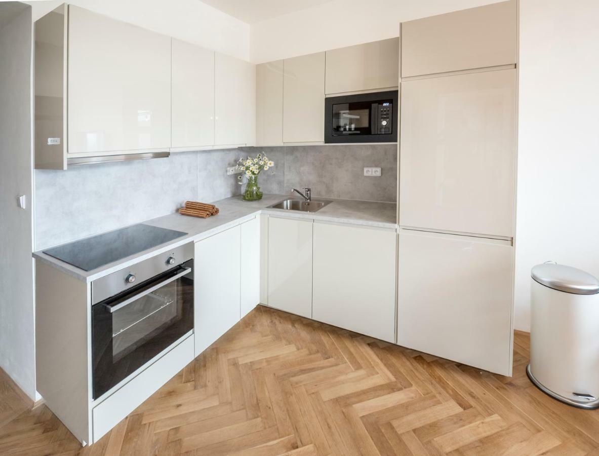 Letna Garden Suites Prague Exterior photo
