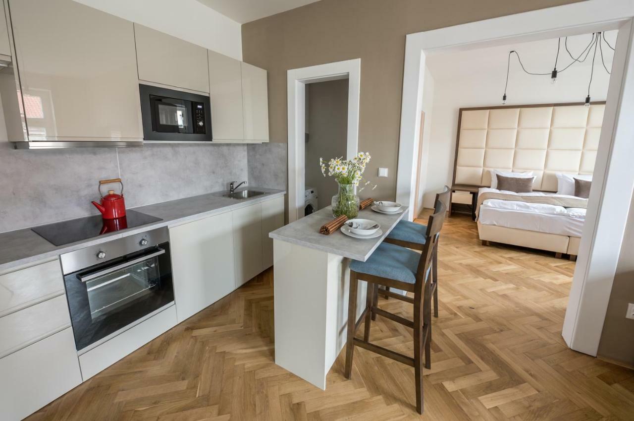 Letna Garden Suites Prague Exterior photo
