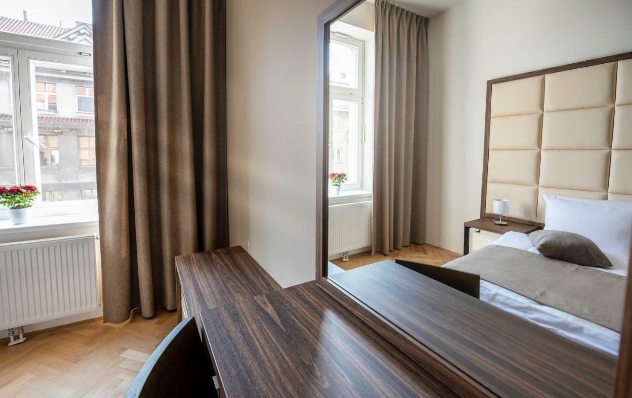 Letna Garden Suites Prague Exterior photo