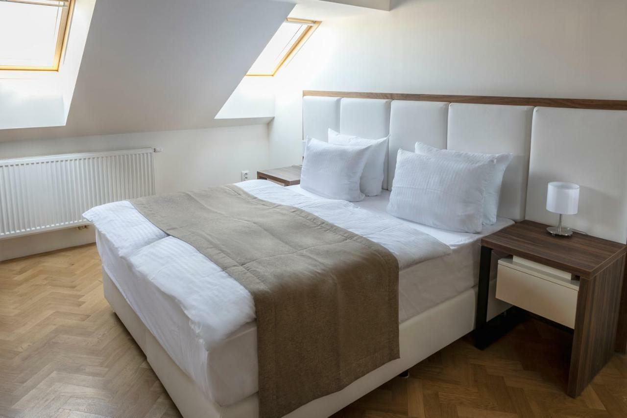 Letna Garden Suites Prague Exterior photo