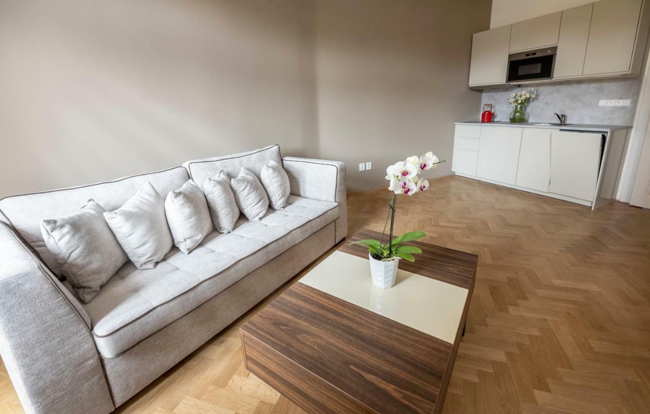 Letna Garden Suites Prague Exterior photo